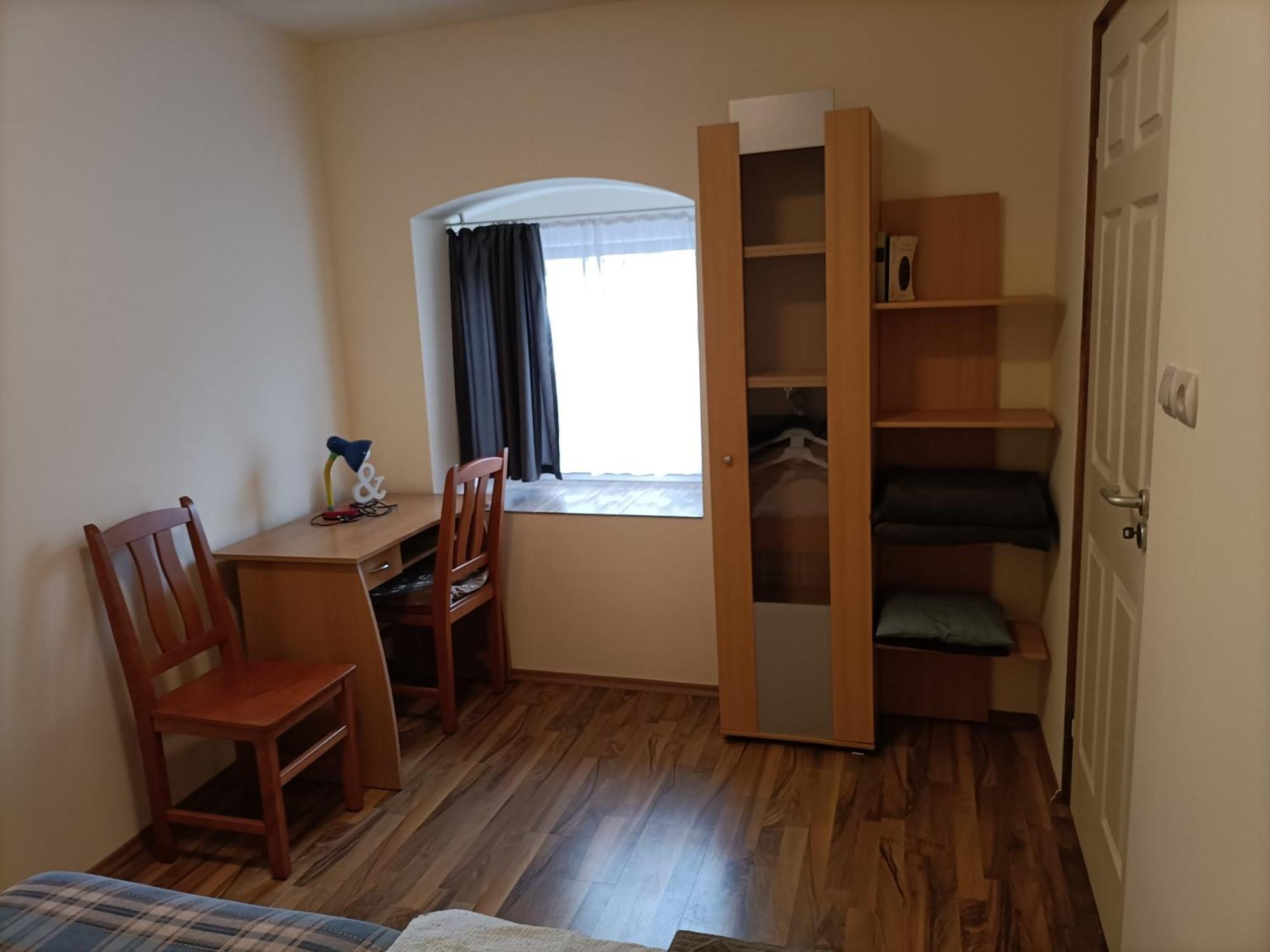 Start Apartmanok Pécs Esterno foto
